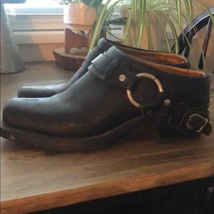 Frye leather clogs
